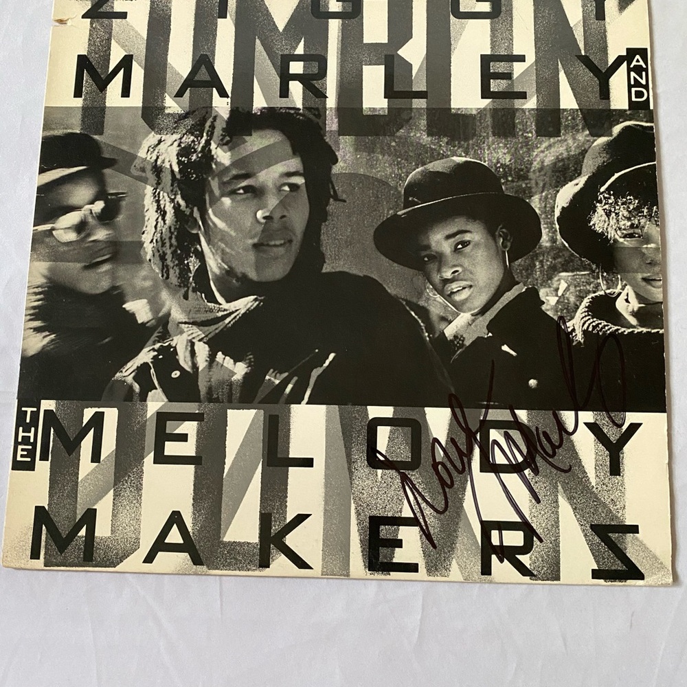 Ziggy Marley and the Melody Makers signed autographed vinyl record reggae